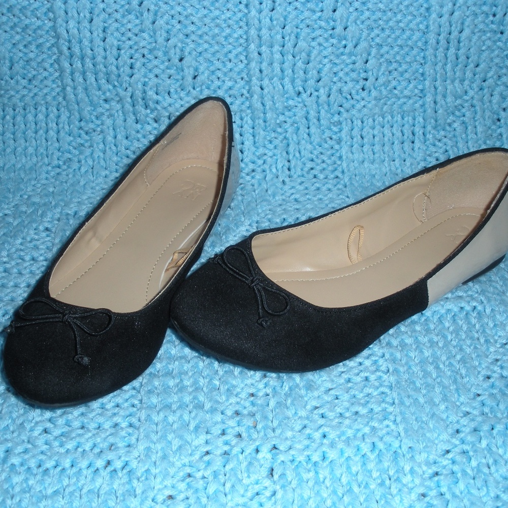 Bi-color flats, size 7